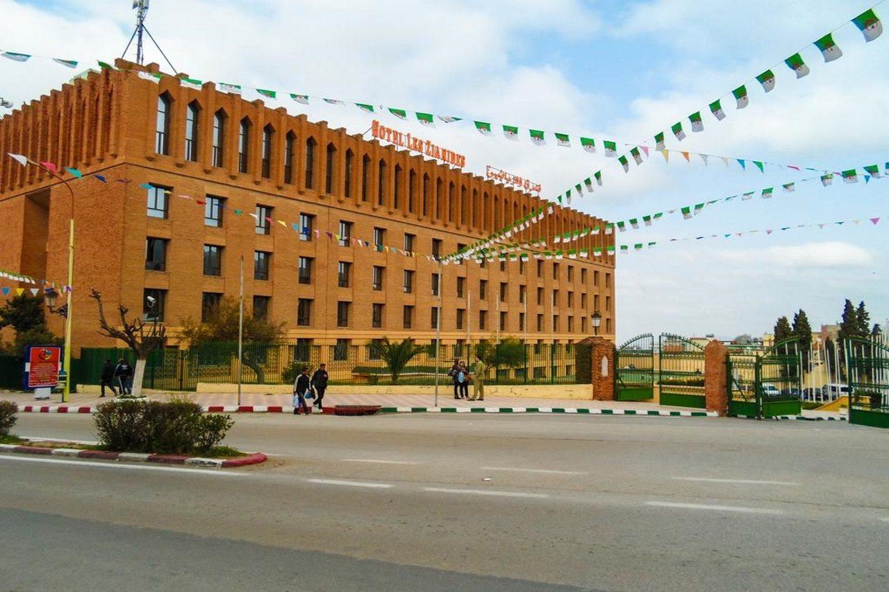 Hotel Les Zianides Tlemcen Extérieur photo