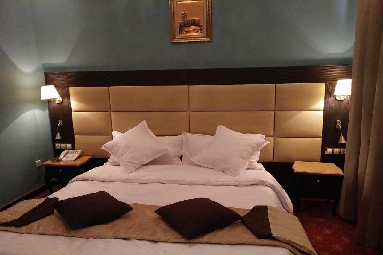 Hotel Les Zianides Tlemcen Extérieur photo